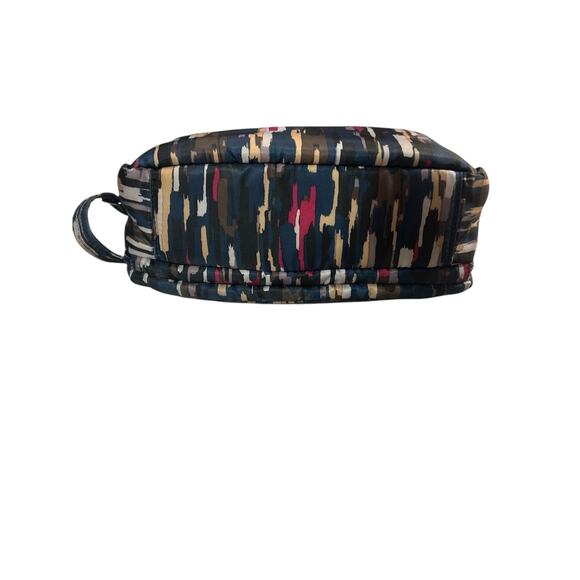 LUG Scoop Crossbody Bag Abstract Blue Pink Multi
Print Travel Purse RFID - Picture 4 of 8